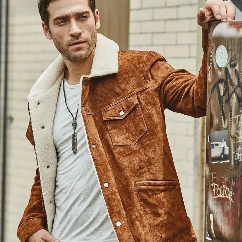 Veste aviateur homme solide en daim marron, col fourrure pour affronter le froid.