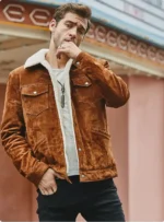 Blouson aviateur homme daim, col fourrure, performance et style durable.