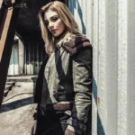 Bomber cuir femme vintage résistant, avec doublure laine douillette, parfait pour les journées froides.