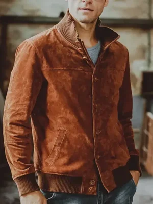 Blouson cuir homme chic col montant daim, couleur marron, parfait pour un look tendance et décontracté.