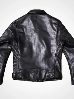 Vue arrière d'un perfecto en cuir noir, coupe ajustée et finitions soignées